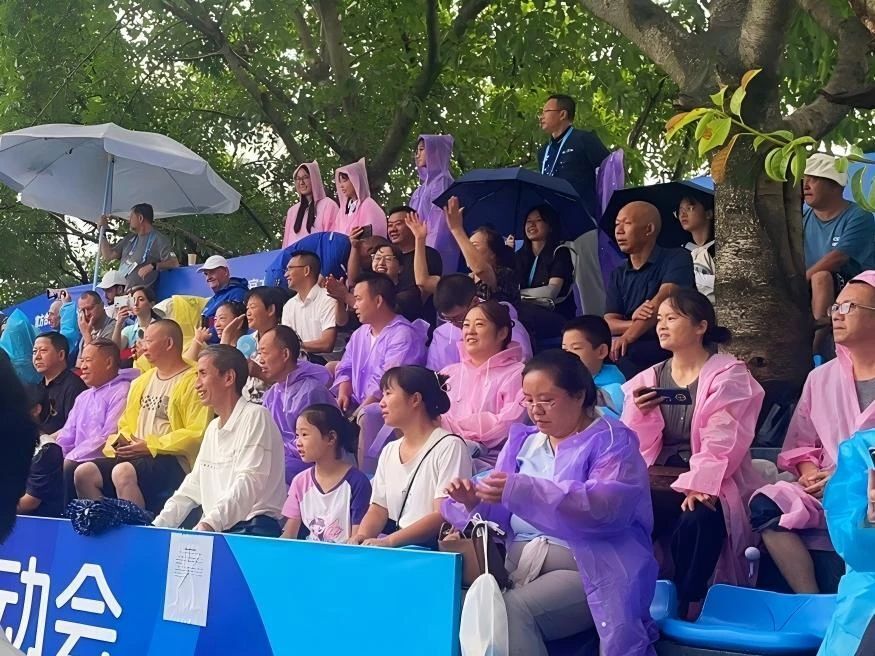 src, 早在刚进场