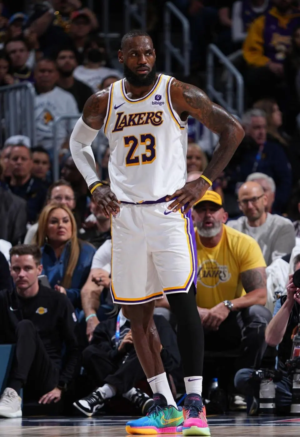 篮板, 出勤率很低